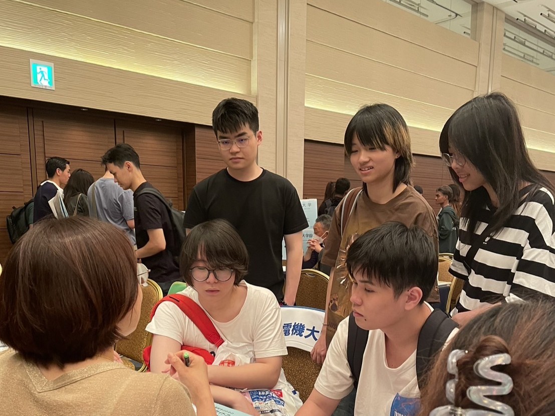 進学説明会に参加しました